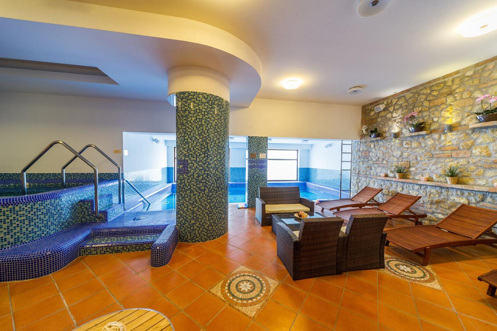 Villány Bock Hotel Ermitage מראה חיצוני תמונה