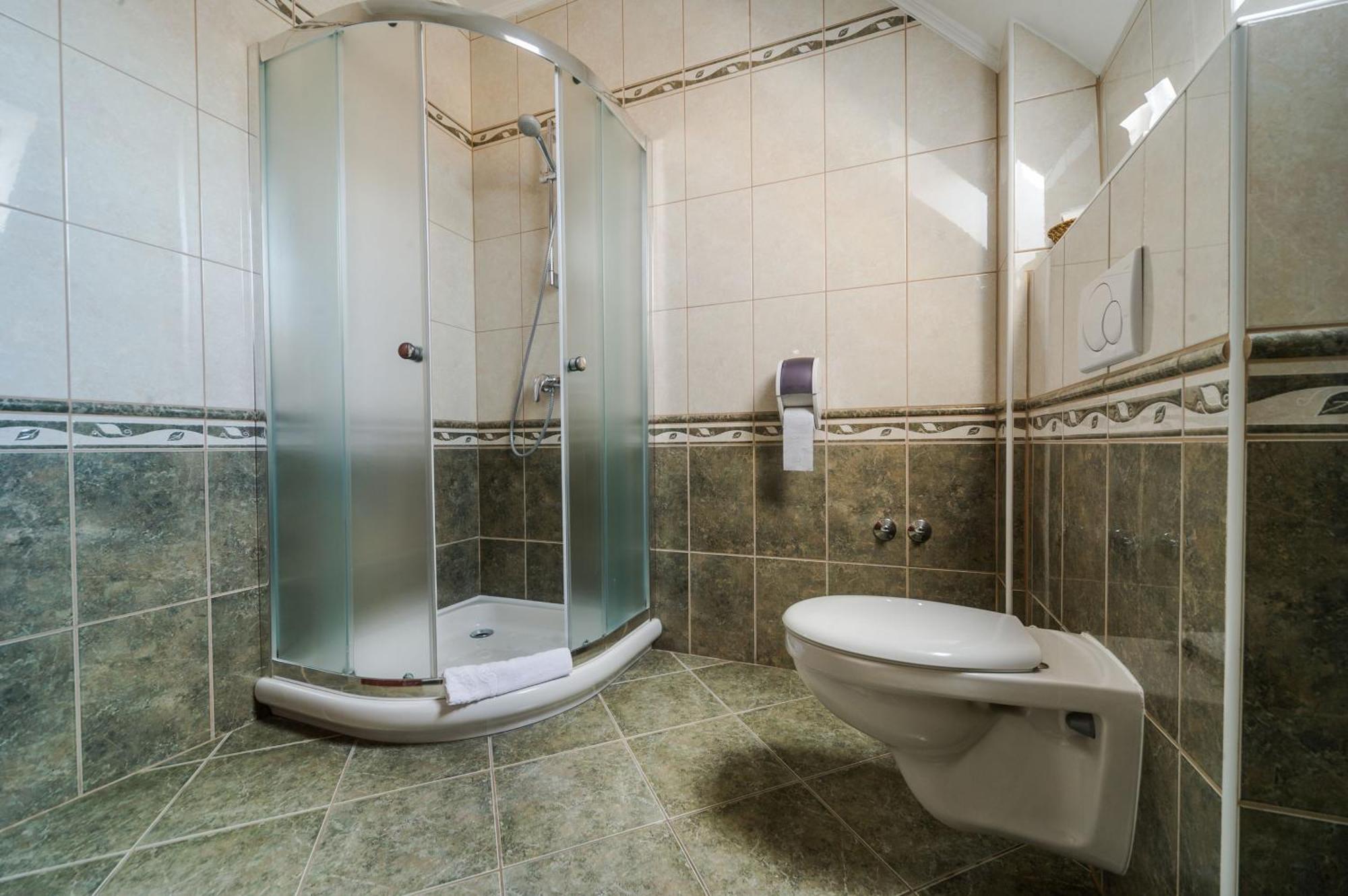 Villány Bock Hotel Ermitage מראה חיצוני תמונה